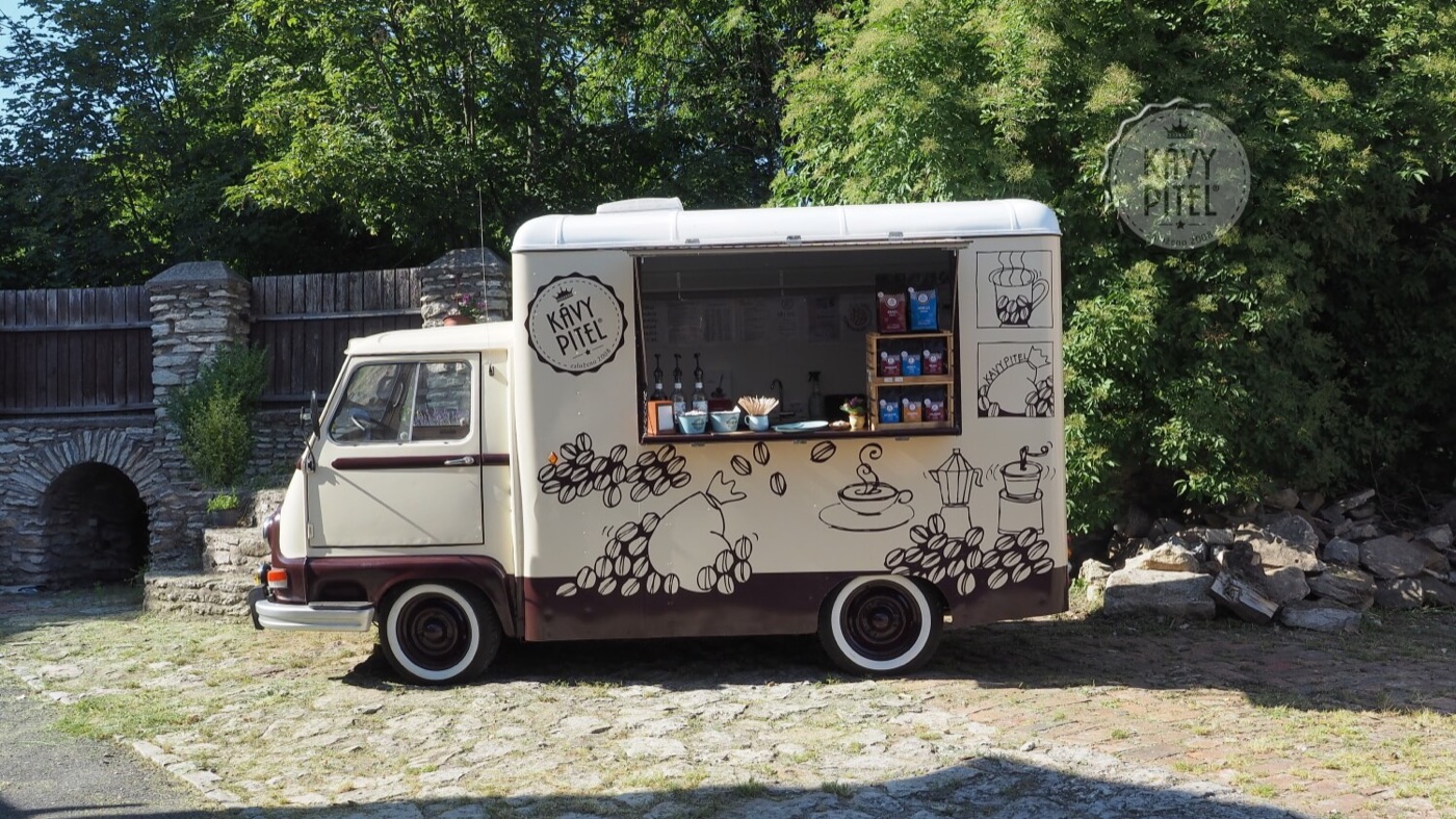 PitelTruck – mobilní kavárna Renault Estafette 1972