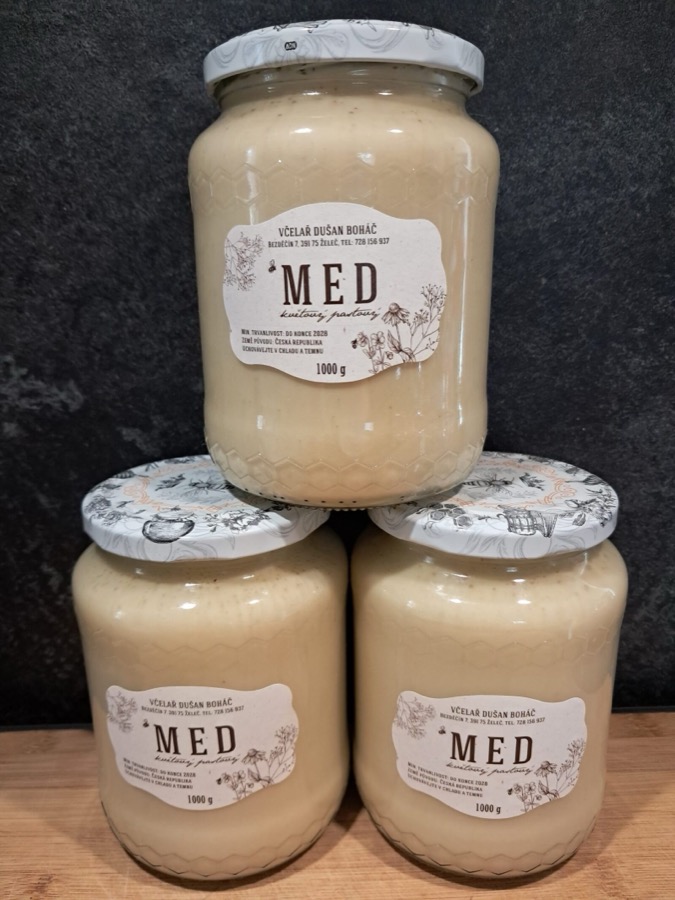Med pastovaný ve sklenici 1 kg