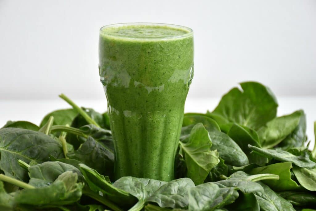 Špenát 4 Čerstvý špenát - smoothie