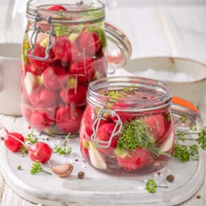 Nakládané ředkvičky