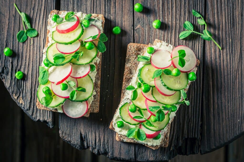 Sýrová pomazánka s ředkvičkami