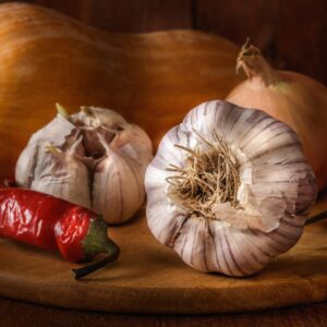 Bílá hniloba napadá česnek a cibuli