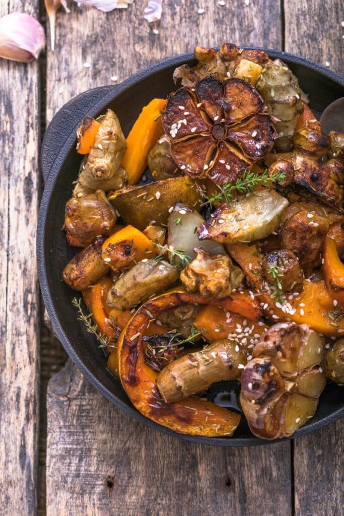 Smažené topinambury s dýní a kořením